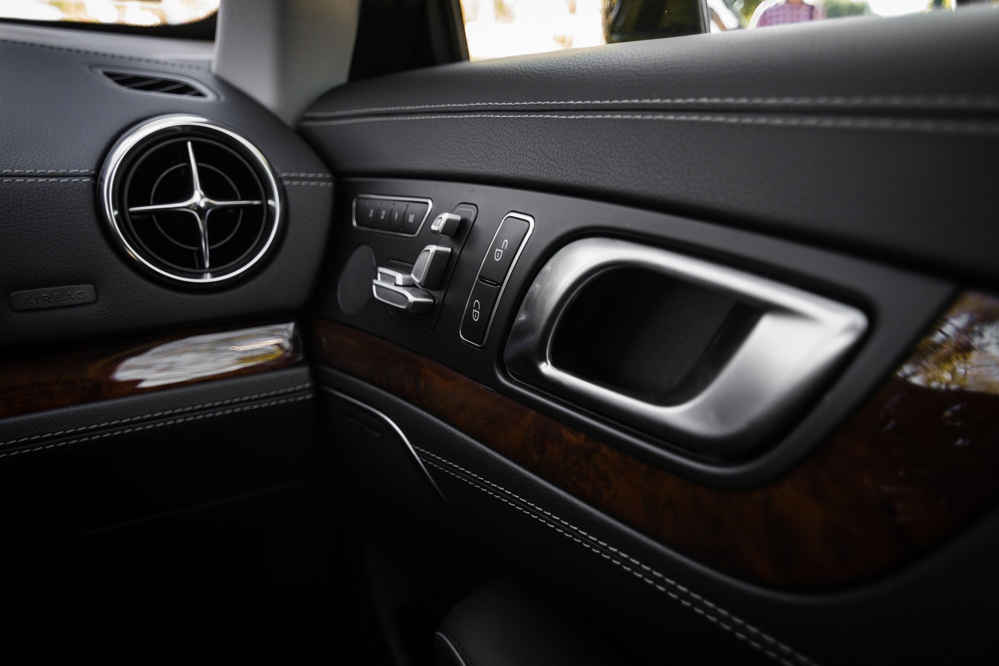 2013 Mercedes-Benz SL550 - Beautiful 2013 Mercedes-Benz SL550 V8 Convertible - Used - VIN WDDJK7DA5DF013684 - 46,261 Miles - 8 cyl - 2WD - Automatic - Convertible - Black - Walnut, CA 91789, United States