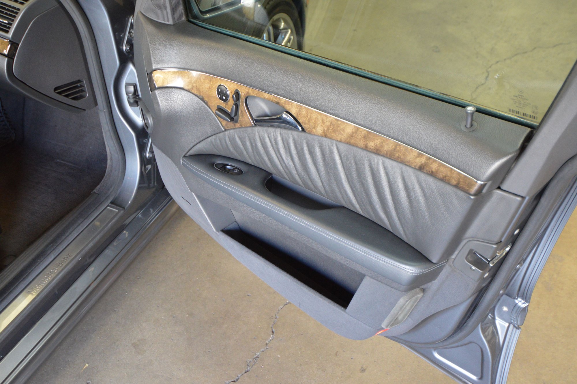 2006 Mercedes-Benz E55 AMG - 2006 E55 AMG - Used - VIN WDBUF76J06A854884 - 8 cyl - 2WD - Automatic - Sedan - Gray - Garden Grove, CA 92843, United States