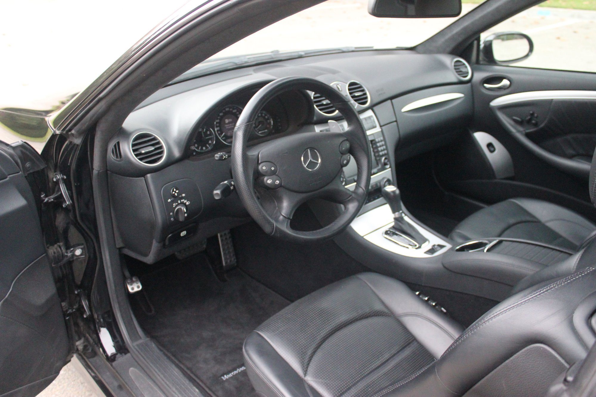 2007 Mercedes-Benz CLK63 AMG - 2007 Mercedes CLK63 AMG Cabriolet - Triple Black, 2-owners, excellent condition - Used - VIN WDBTK77GX7T081325 - 62,100 Miles - 8 cyl - 2WD - Automatic - Convertible - Black - Pleasanton, CA 94566, United States