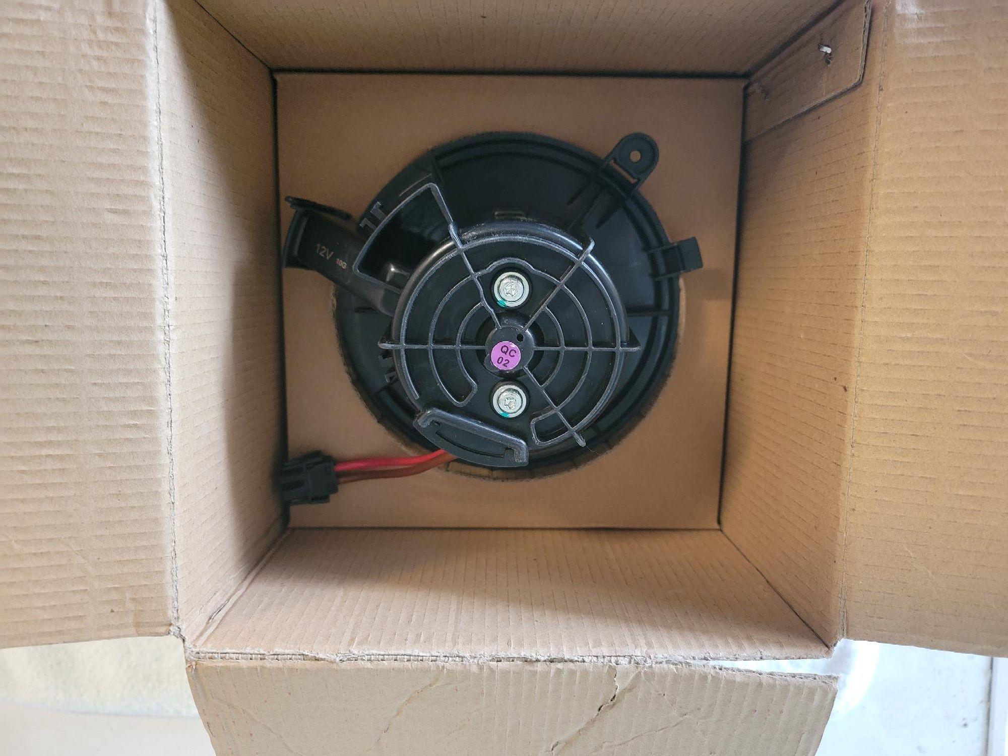 2012 Mercedes-Benz C250 - Numerous parts for sale - Free shipping! - Miscellaneous - $1 - Spring Branch, TX 78070, United States
