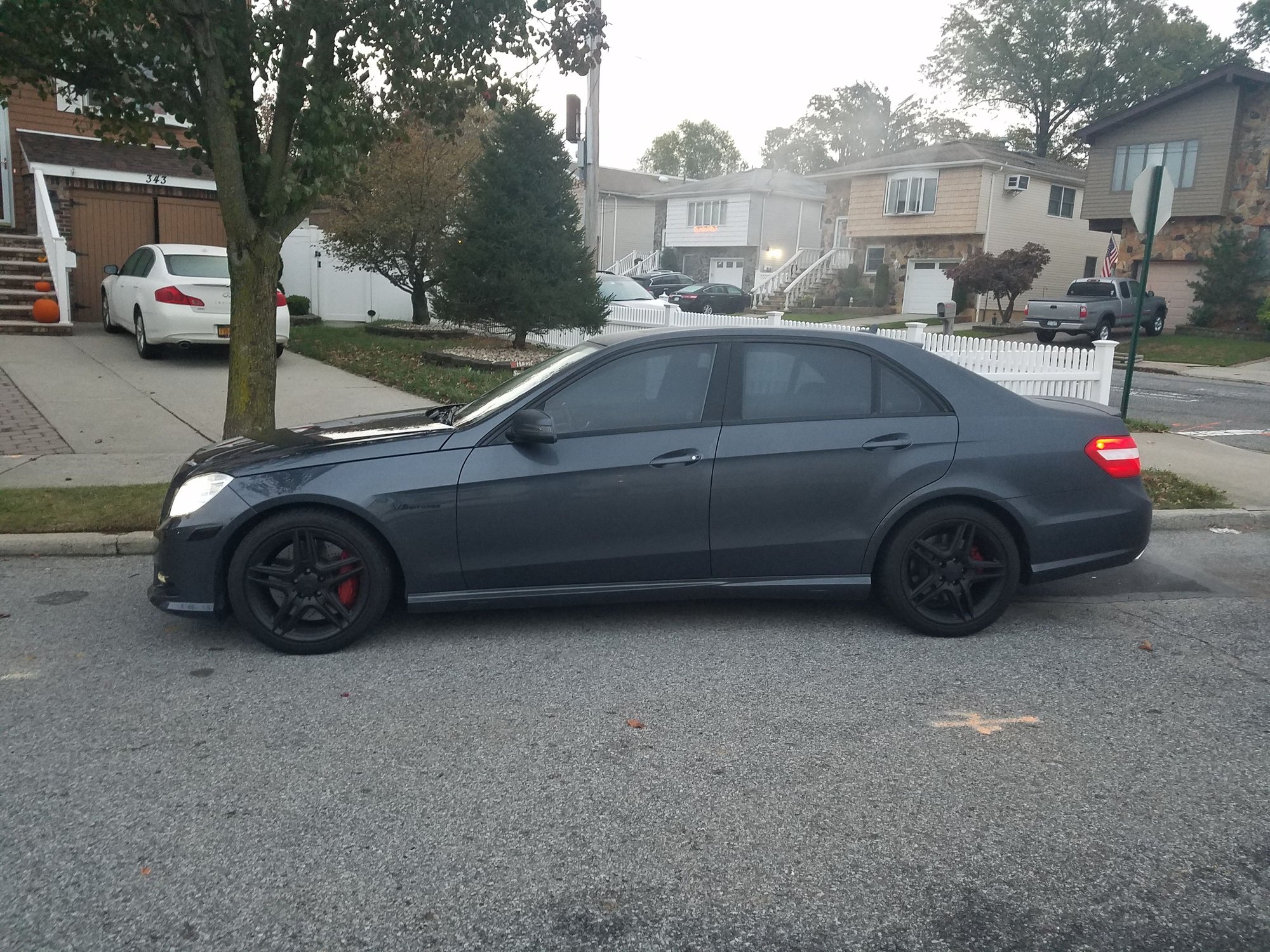 2012 Mercedes-Benz E550 - FS Certified 2012 E550 Sedan - $23,250 - Used - VIN wddhf9bb7ca531172 - 62,200 Miles - Gray - Staten Island, NY 10312, United States