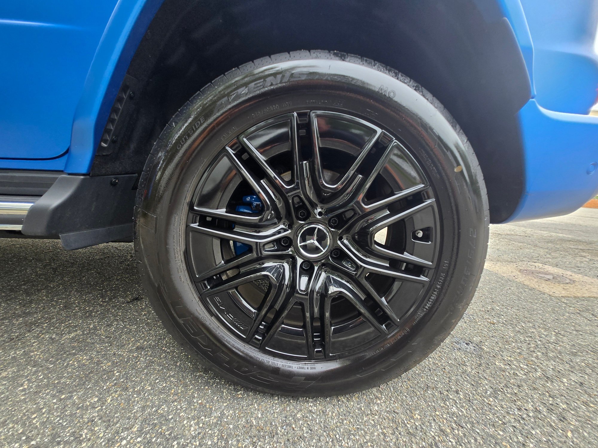 2025 Mercedes-Benz G-Class - 2025 G580 South Sea Blue Magno For Sale (NJ Tax Discount) - Used - VIN W1NWM0ABXSX017325 - 3,500 Miles - Franklin Lakes, NJ 07417, United States