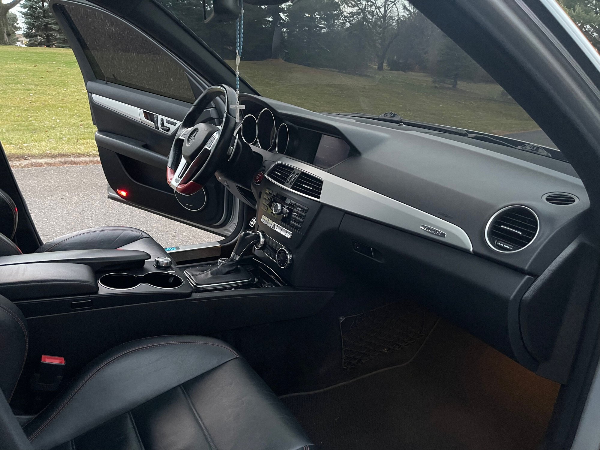 2012 Mercedes-Benz C63 AMG - 2012 Mercedes-Benz C63 AMG EDITION 1 1 of 60 - Used - VIN WDDGF7HB6CA605186 - 113,000 Miles - 8 cyl - Rochester Hills, MI 48307, United States