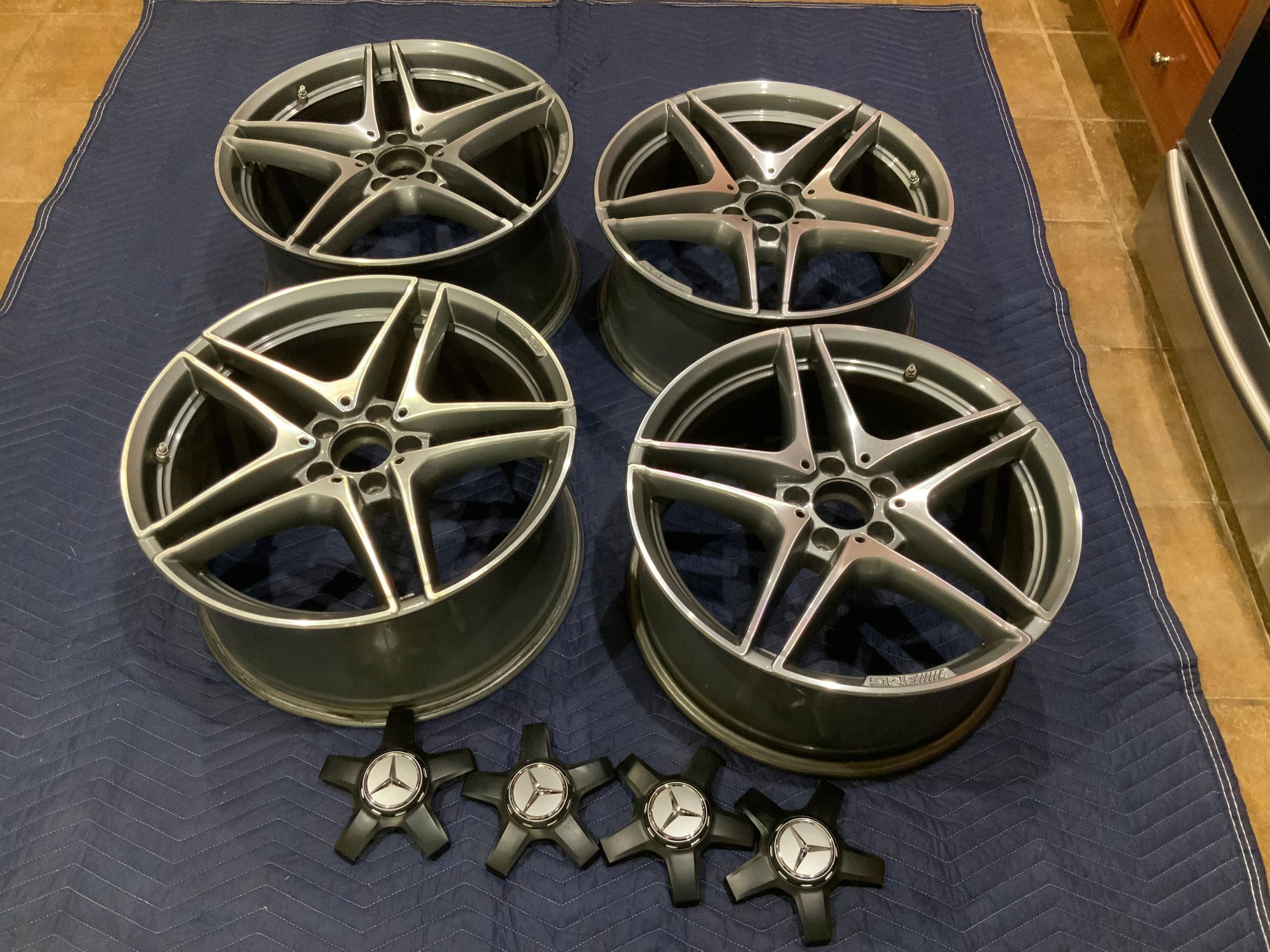 Wheels and Tires/Axles - 19" C63 S AMG Sedan Staggered OEM Wheels - Used - 2008 to 2020 Mercedes-Benz C63 AMG - Huntsville, AL 35824, United States