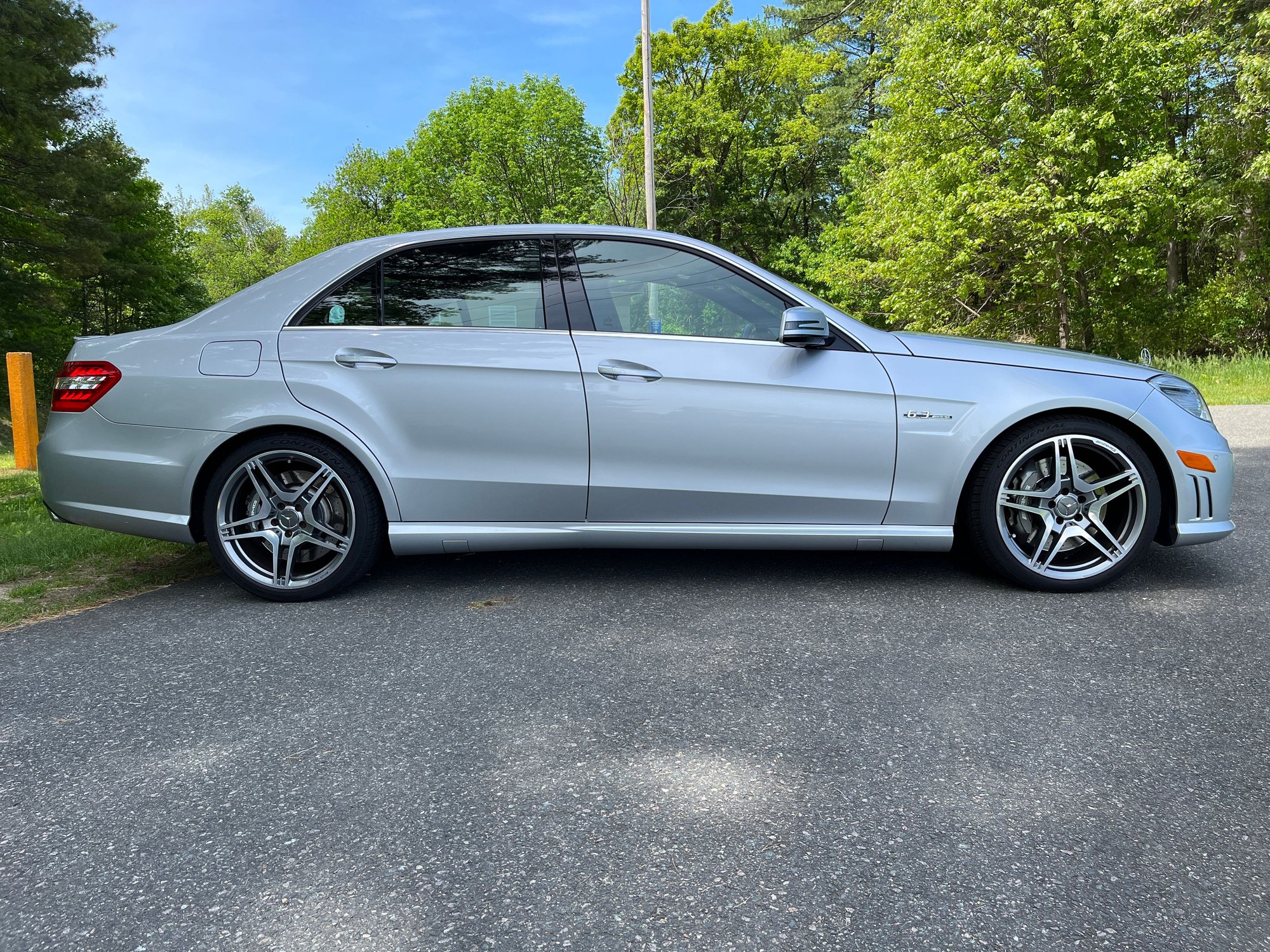 2011 Mercedes-Benz E63 AMG - 2011 Mercedes-Benz E-Class AMG E63 P30 - $39,900 (South Easton) - Used - VIN wddhf7hb0ba308269 - 72,169 Miles - 8 cyl - 2WD - Automatic - Sedan - Silver - South Easton, MA 02375, United States