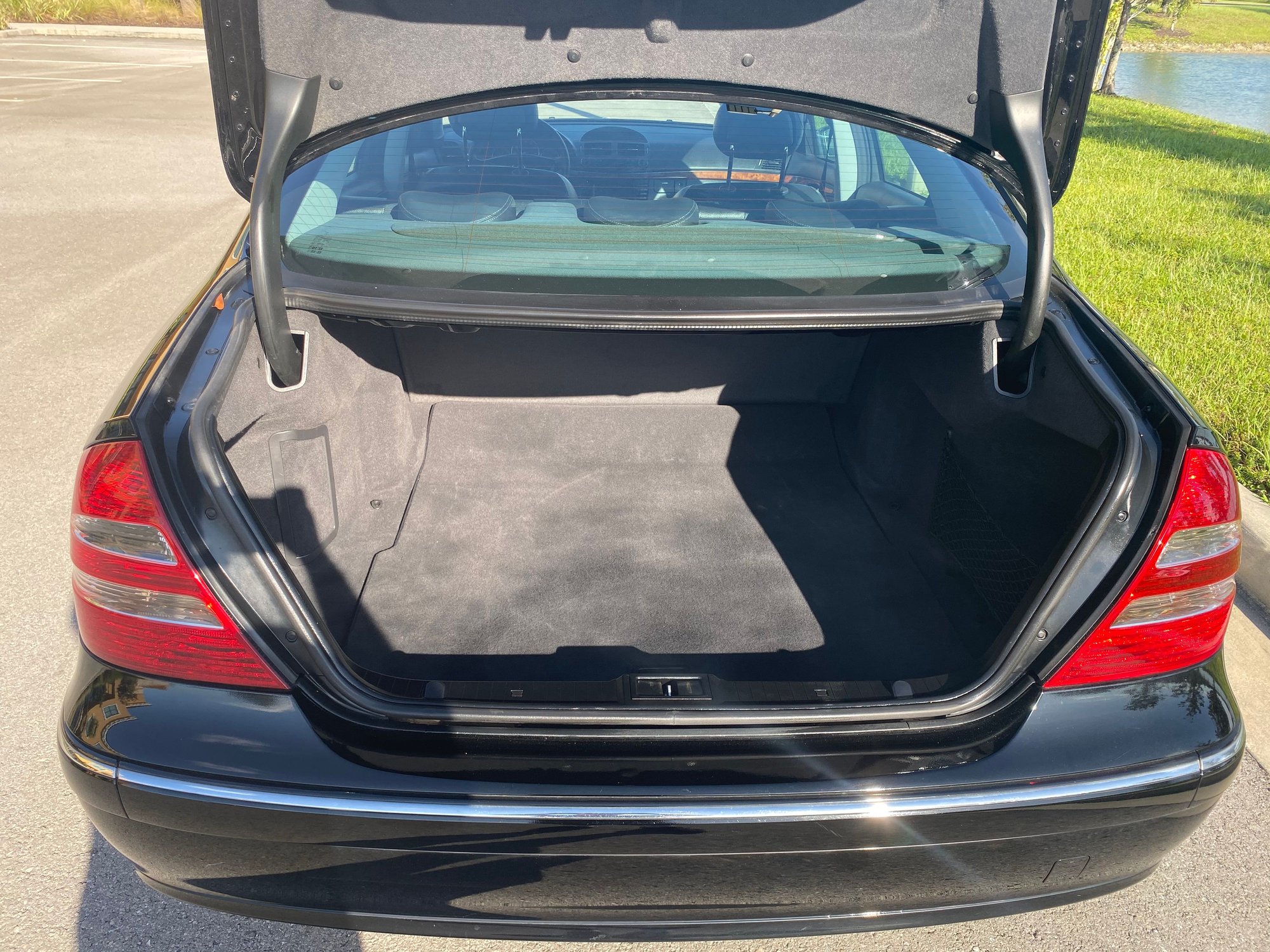 2004 Mercedes-Benz E320 - 2004 e320 4matic low miles - Used - VIN Wdbuf82j64x122037 - 37,000 Miles - 6 cyl - 4WD - Naples, FL 34109, United States