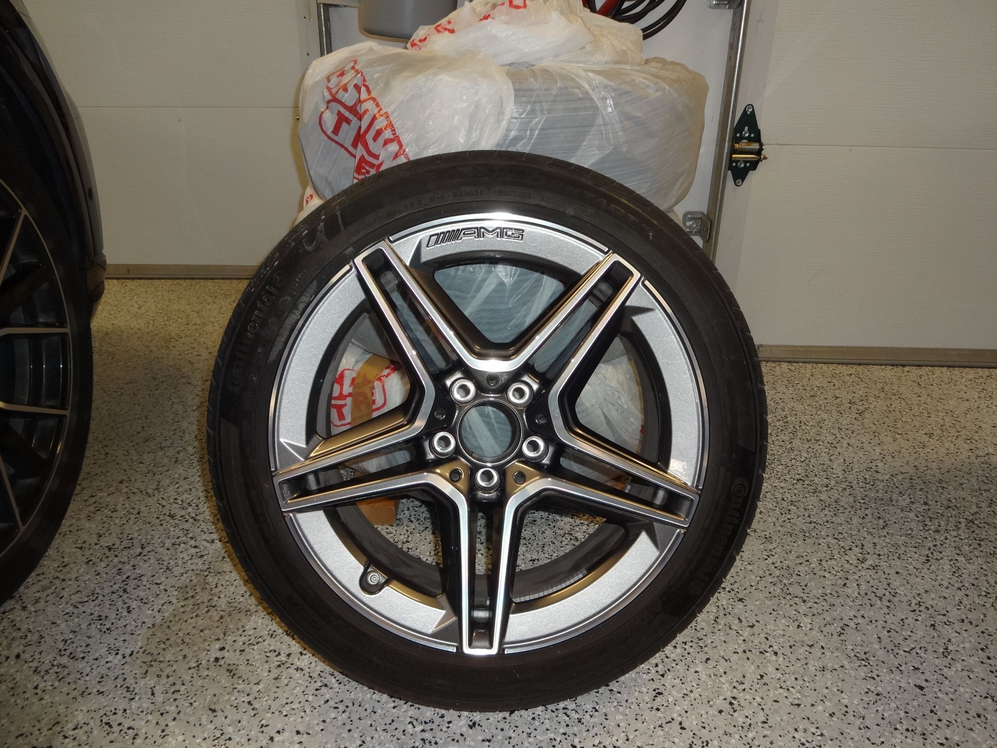 Wheels and Tires/Axles - 18" AMG wheels and tires - Used - 2022 to 2023 Mercedes-Benz C43 AMG - Stanwood, WA 98292, United States
