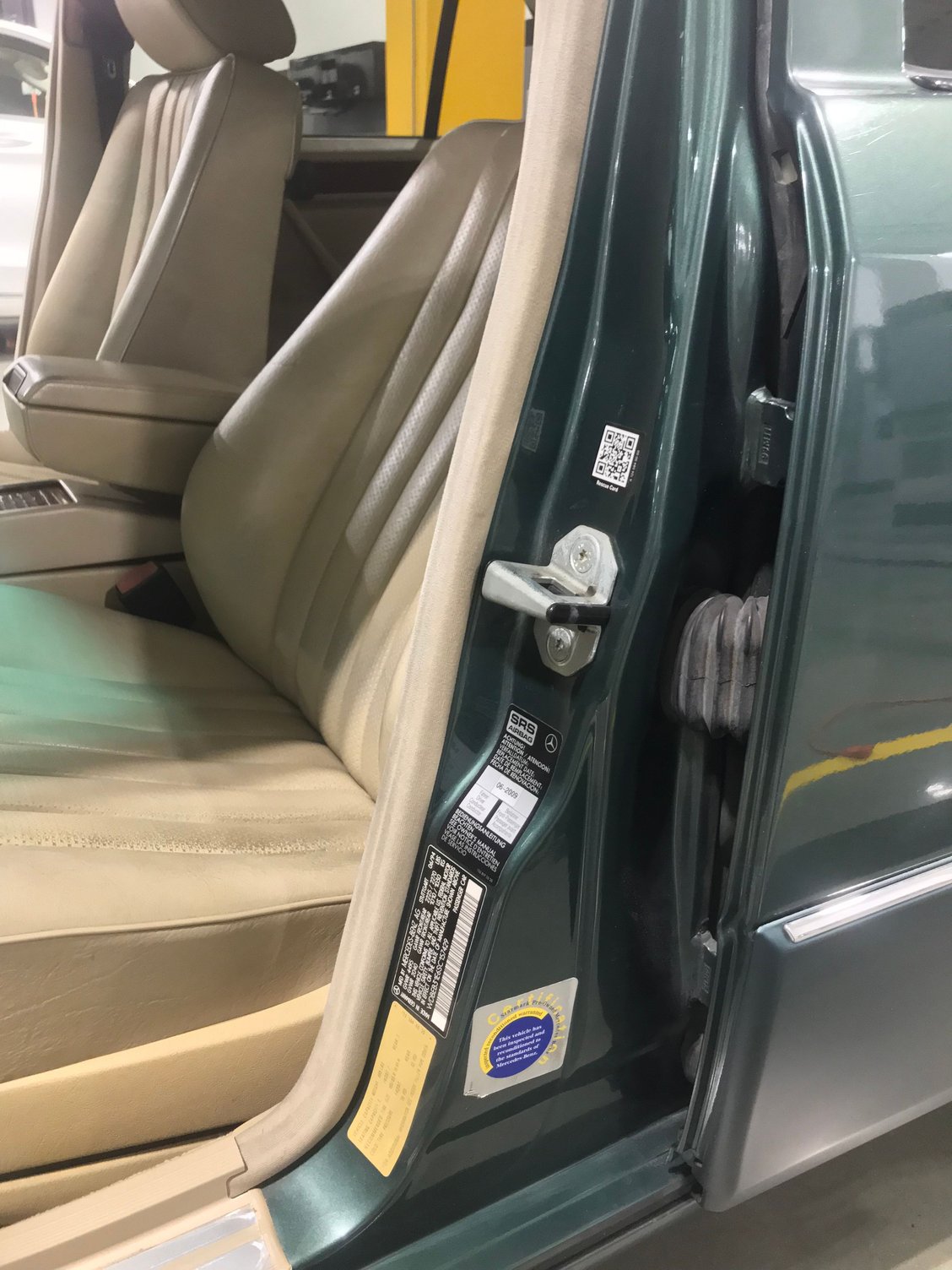 1995 Mercedes-Benz E300 - 1995 Mercedes-Benz E300 Diesel (Garage kept, dealership serviced, adult owned) - Used - VIN WDBEB31E6SC157429 - 239,801 Miles - 6 cyl - 2WD - Automatic - Sedan - Other - Manassas Park, VA 20111, United States