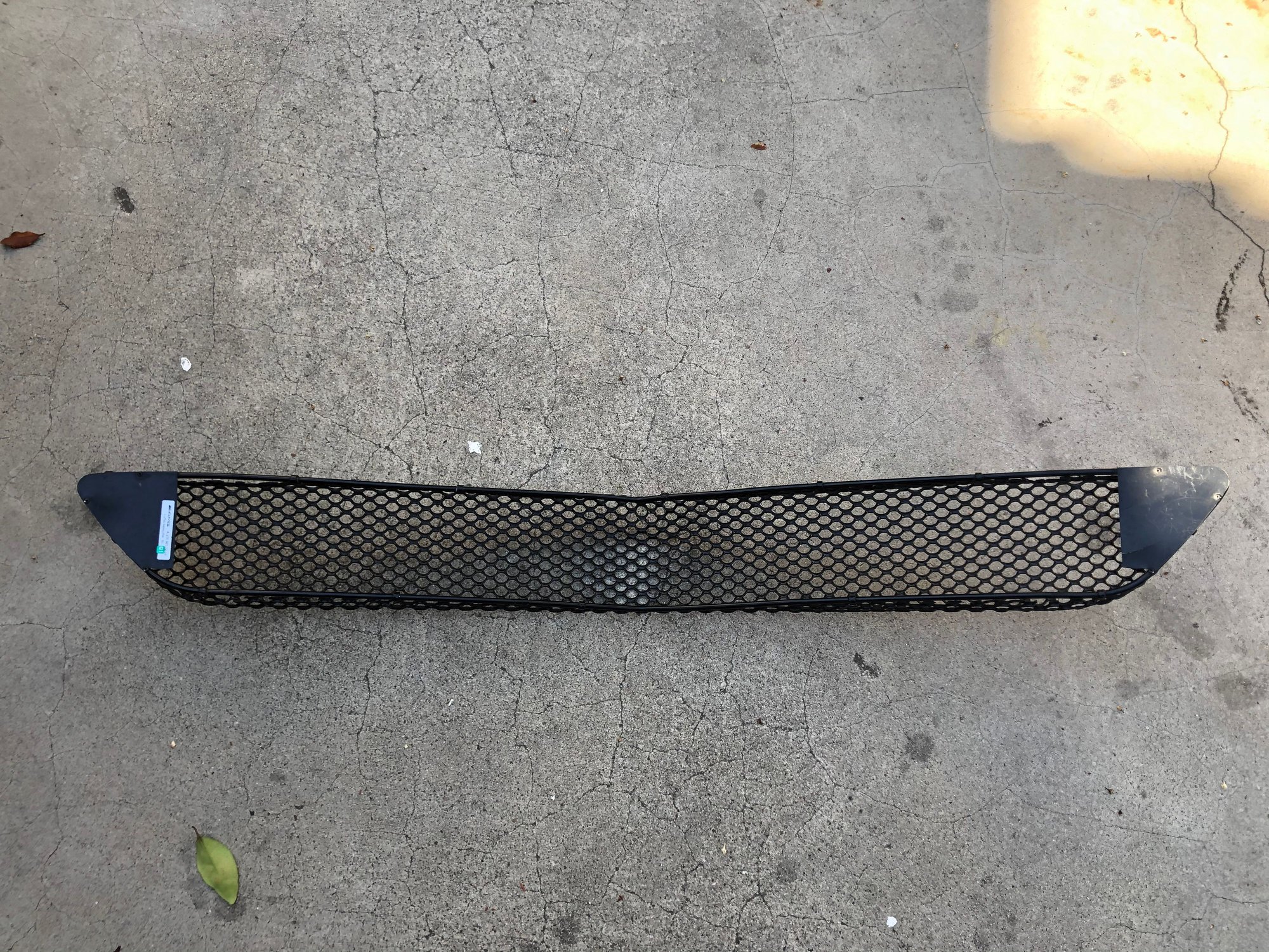 Exterior Body Parts - OEM Bumper Lower Grille E55 E550 E63 - Used - 2004 to 2009 Mercedes-Benz E-Class - Stanton, CA 90680, United States