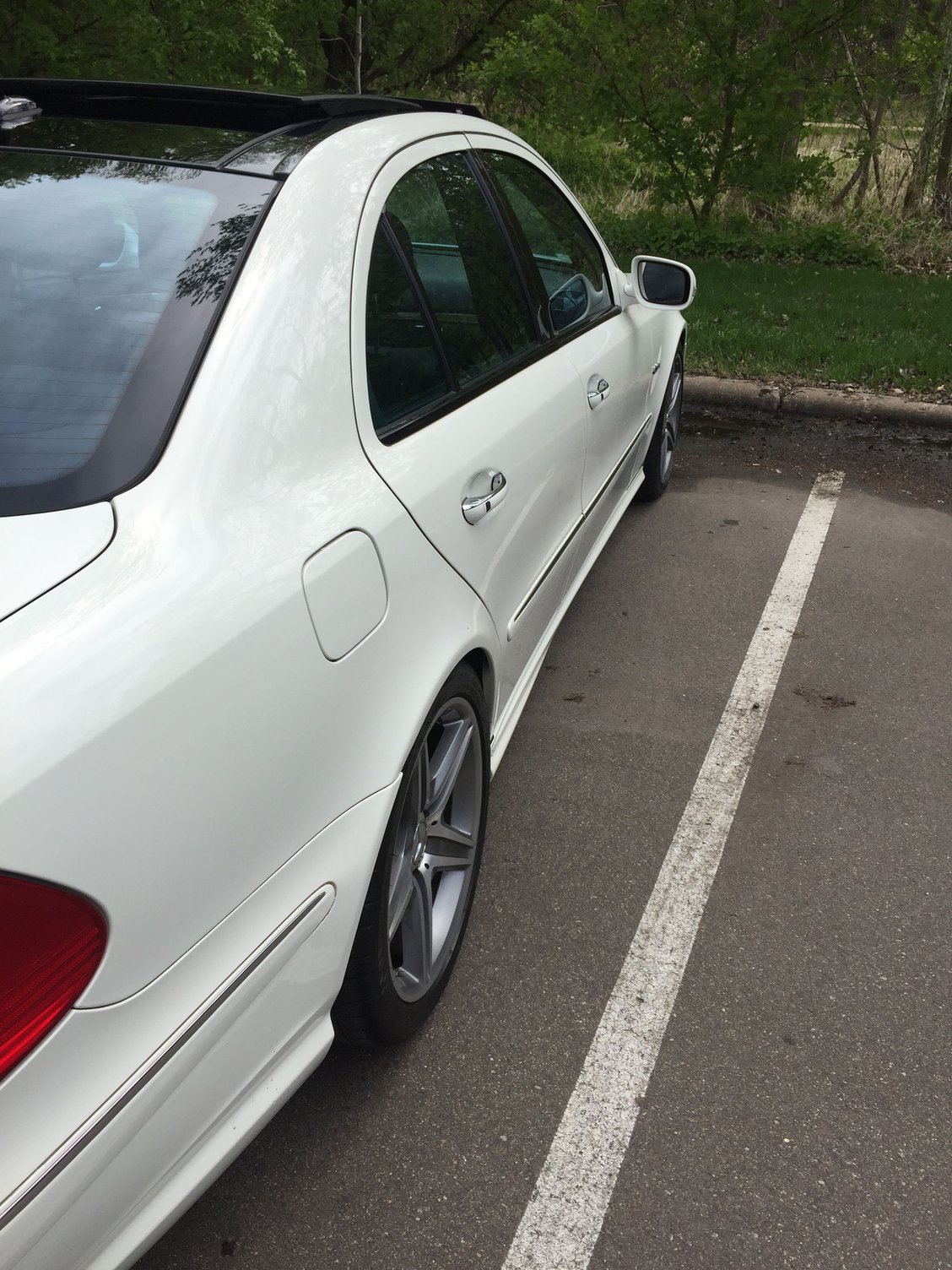 2008 Mercedes-Benz E63 AMG - 2008 Mercedes Benz E63 AMG - Used - VIN WDBUF77X38B226981 - 79,216 Miles - 8 cyl - 2WD - Automatic - Sedan - White - Minnetonka, MN 55345, United States