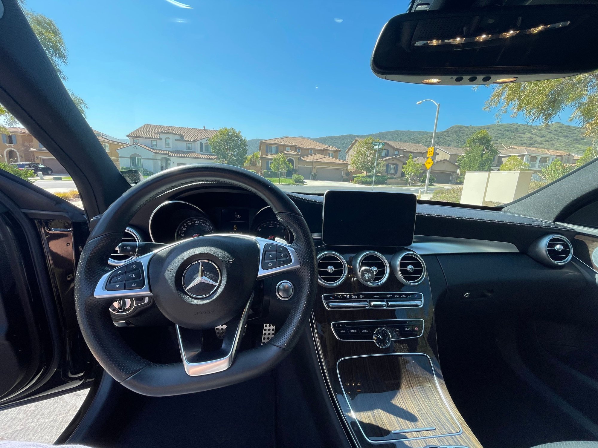 2015 Mercedes-Benz C400 - 2015 Mercedes Benz C400 - Used - VIN 55SWF6GB7FU020208 - 59,951 Miles - 6 cyl - Sedan - Black - Corona, CA 92883, United States