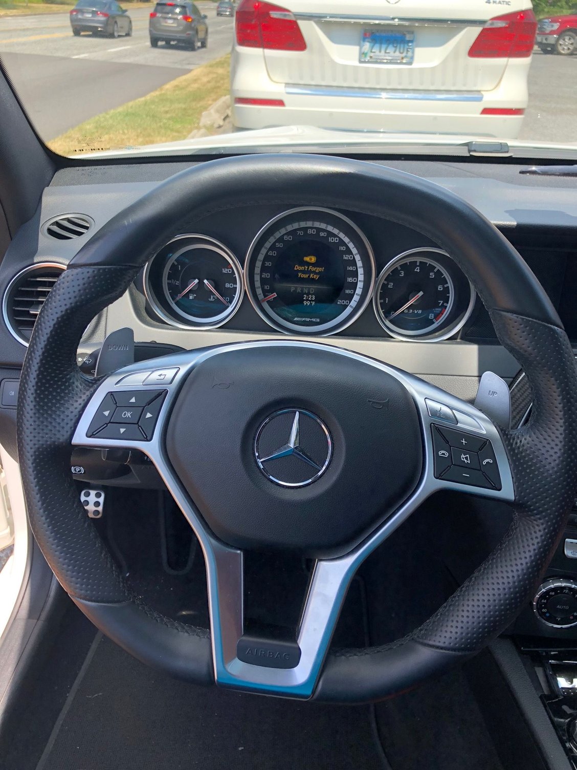 W204 C63 FL Steering wheel Forums