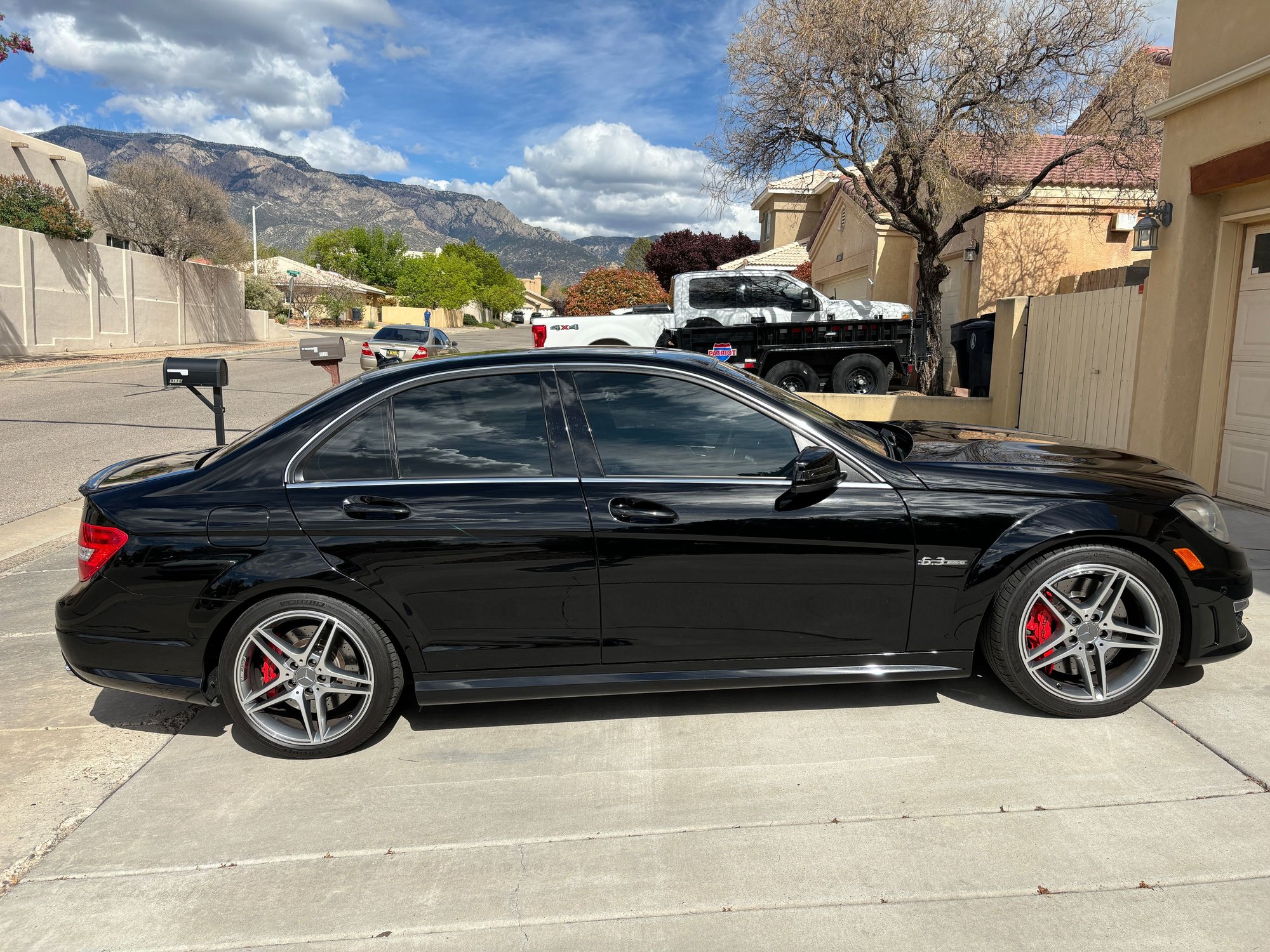 2013 Mercedes-Benz C63 AMG - 2013 Mercedes Benz C63 AMG - Used - VIN WDDGF7HB3DA807601 - 35,500 Miles - 8 cyl - 2WD - Automatic - Sedan - Black - Albuquerque, NM 87122, United States