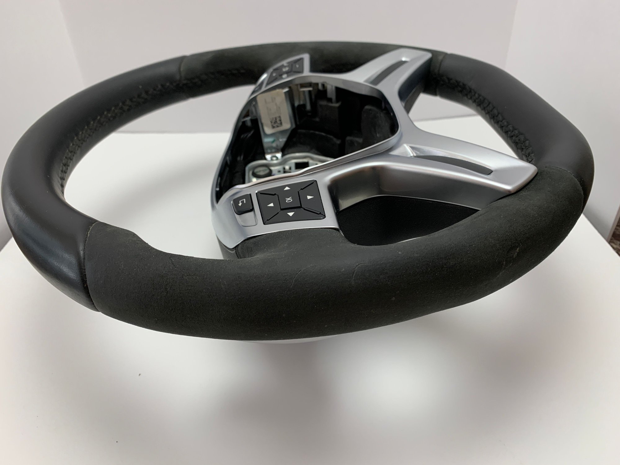 Steering/Suspension - MERCEDES AMG W166 ML63 X166 GL63 OEM FLAT BOTTOM STEERING WHEEL A1664601018 9G60 - Used - 2013 to 2018 Mercedes-Benz G550 - 2013 to 2016 Mercedes-Benz GL550 - 2012 to 2014 Mercedes-Benz ML550 - Bradenton, FL 34202, United States