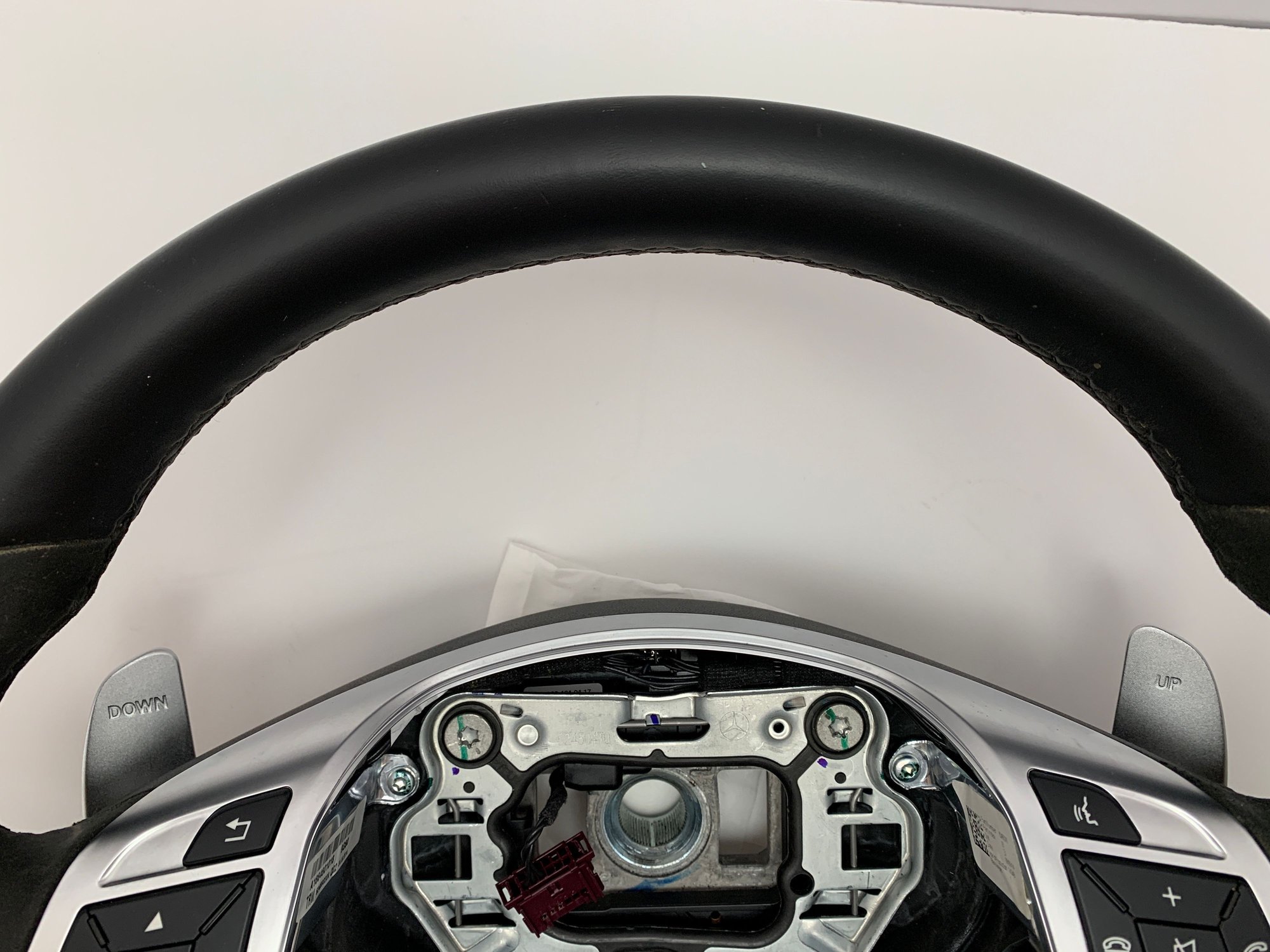 Interior/Upholstery - MERCEDES AMG W166 ML63 X166 GL63 W463 OEM FLAT BOTTOM STEERING WHEEL A1664601018 9G60 - Used - 2013 to 2018 Mercedes-Benz G550 - 2013 to 2016 Mercedes-Benz GL450 - 2012 to 2015 Mercedes-Benz ML350 - Bradenton, FL 34202, United States