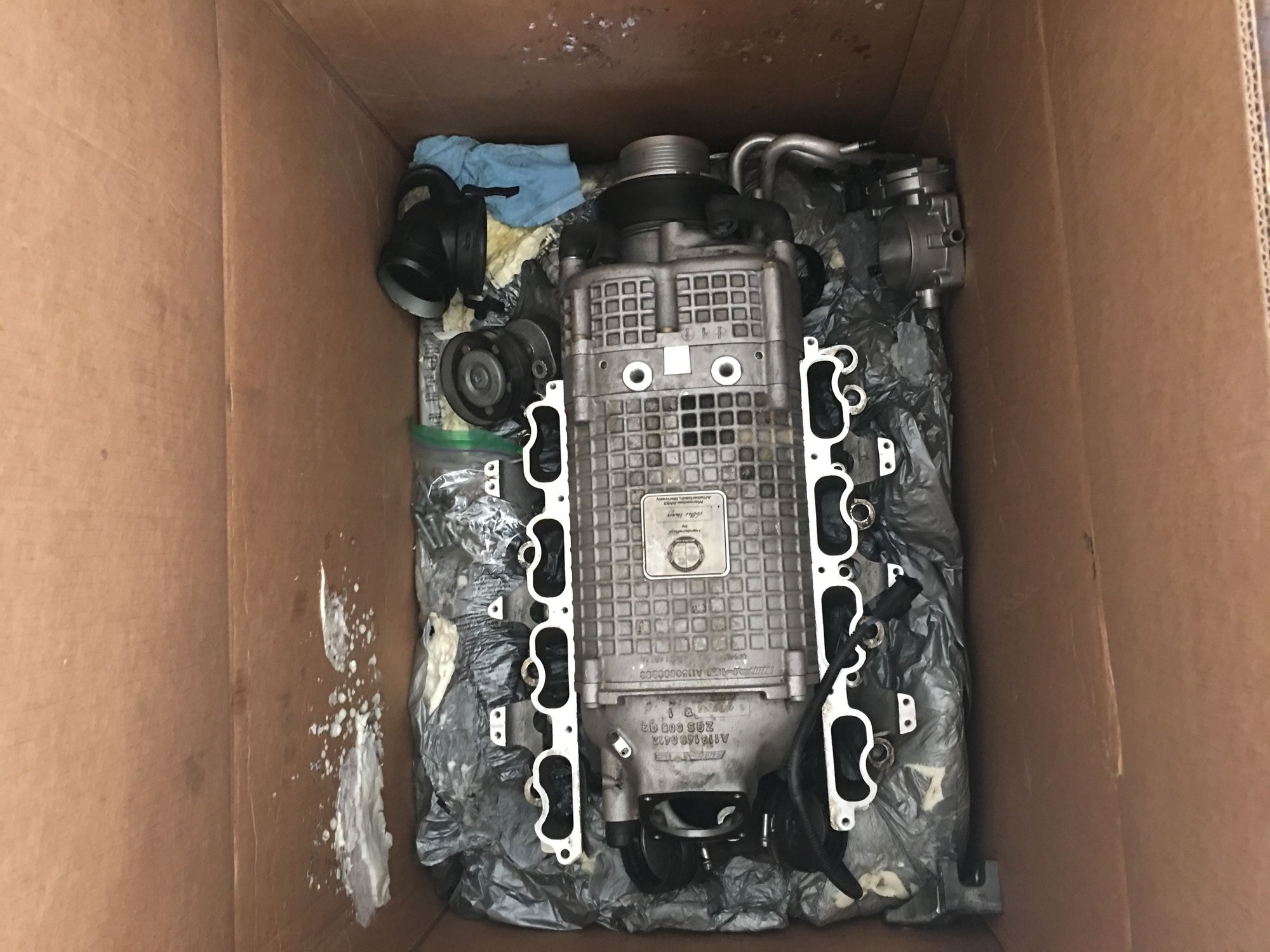 Engine - Intake/Fuel - 113 supercharger intake system - Used - 2002 to 2006 Mercedes-Benz S55 AMG - 2003 to 2006 Mercedes-Benz CL55 AMG - 2003 to 2006 Mercedes-Benz E55 AMG - 2004 to 2011 Mercedes-Benz G55 AMG - 2004 to 2006 Mercedes-Benz CLS55 AMG - 2002 to 2008 Mercedes-Benz SL55 AMG - San Francisco Bay Area, CA 94550, United States