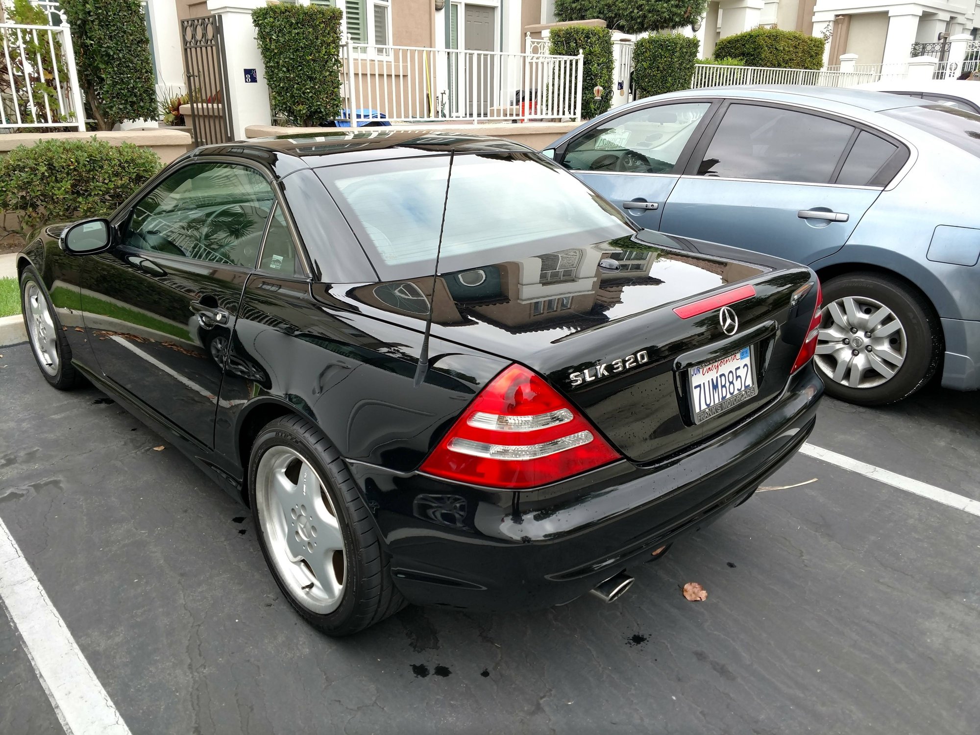 2001 Mercedes-Benz SLK320 - 2001 SLK 320 Sport - 6-Speed Manual, Great Condition!!! - Used - VIN WDBKK65F11F176801 - 80,000 Miles - 6 cyl - 2WD - Manual - Convertible - Black - Aliso Viejo, CA 92656, United States