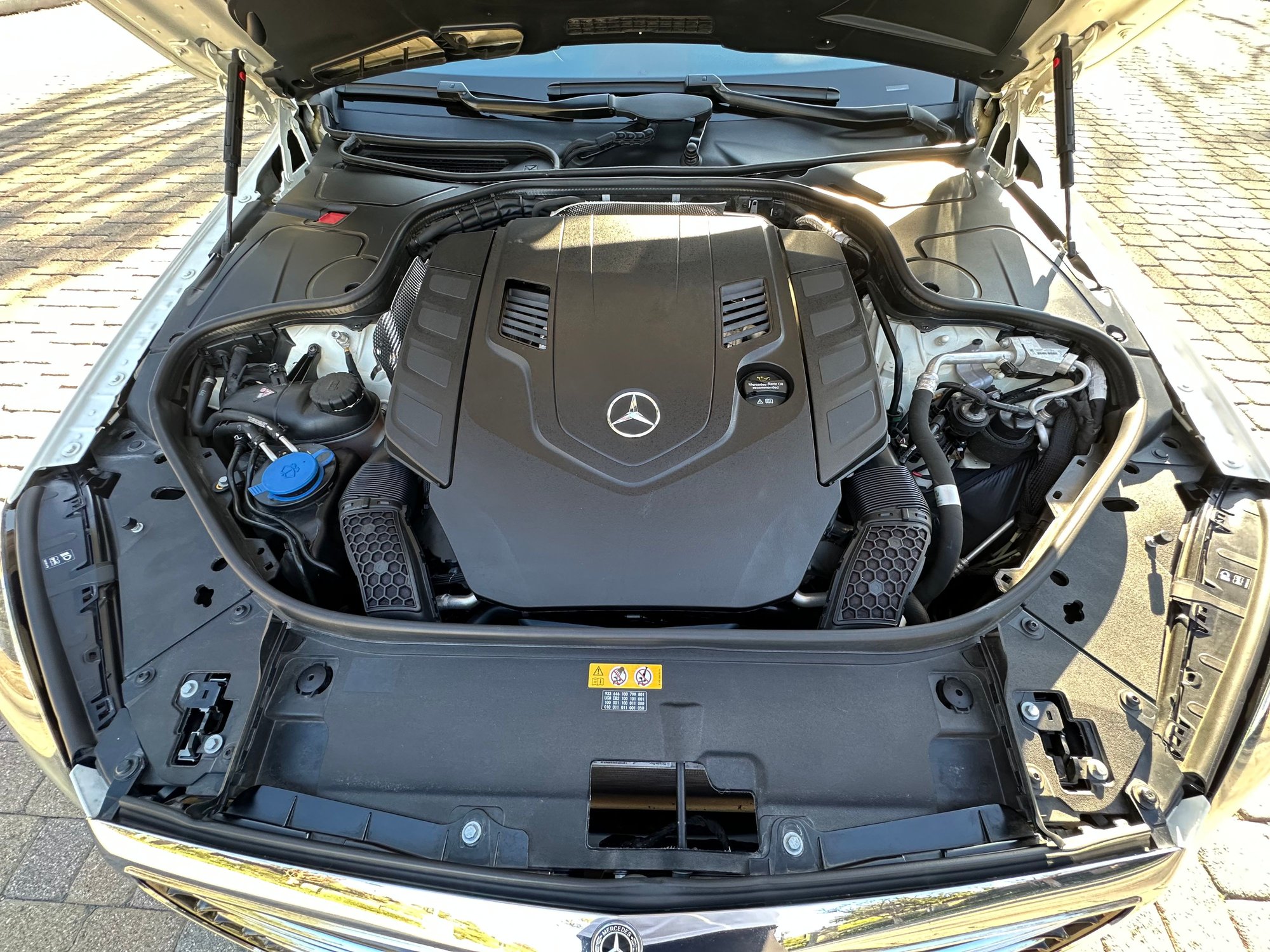 2019 Mercedes-Benz S560 - 2019 Mercedes-Benz S-Class S 560 Sedan 4D - Used - VIN WDDUG8DB2KA483324 - 53,500 Miles - 8 cyl - 2WD - Automatic - Sedan - White - Huntington Beach, CA 92646, United States