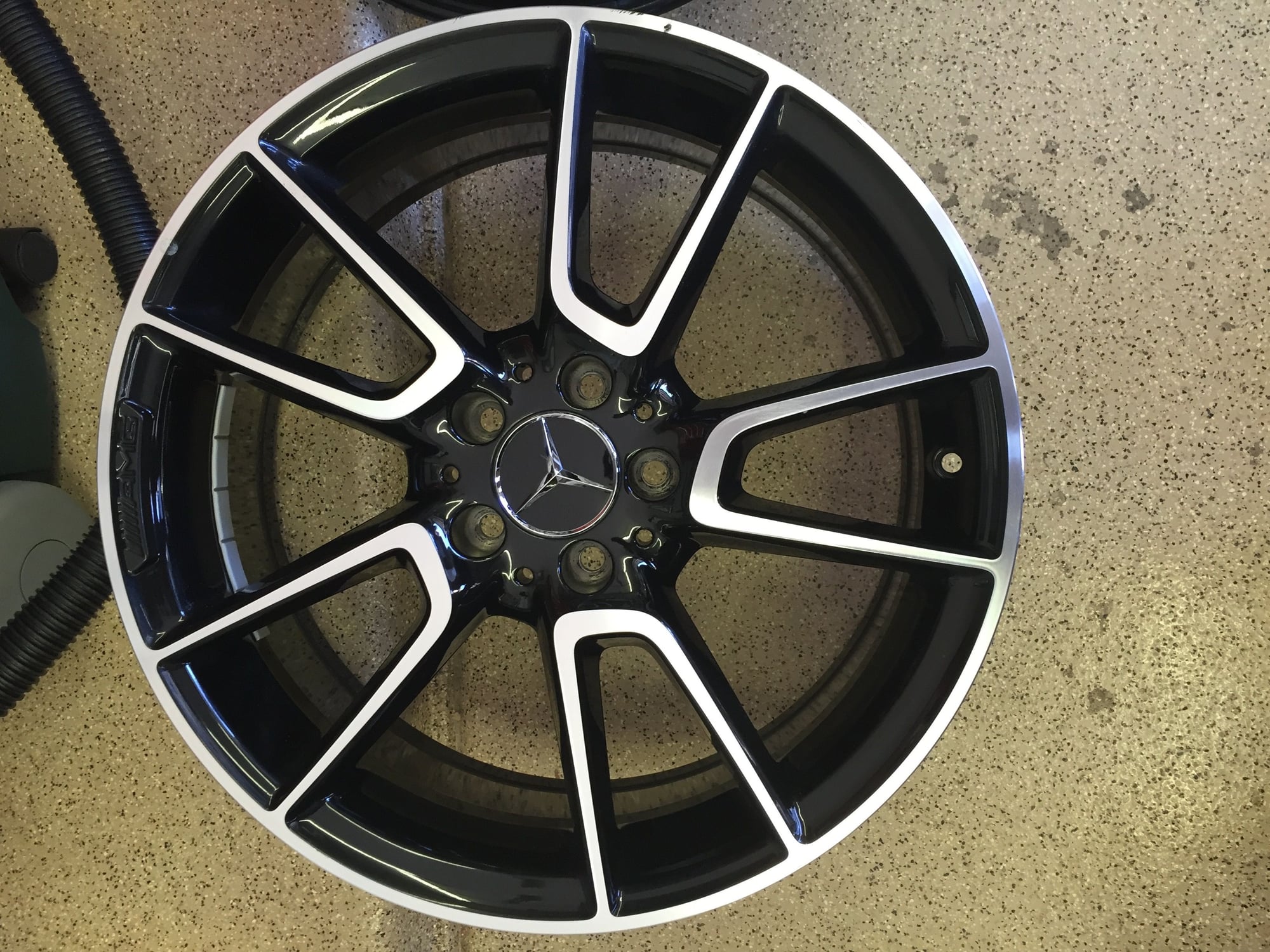 Wheels and Tires/Axles - C300 / C450 / C43 OEM wheels - 19-inch AMG split 5-spoke wheels (Black) - Used - 2015 to 2018 Mercedes-Benz C300 - Phoenix, AZ 85018, United States