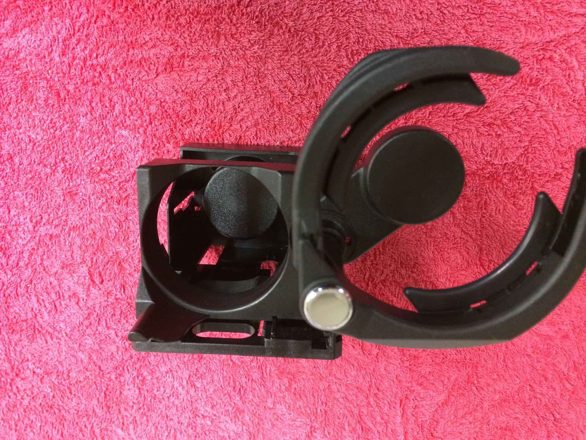 Interior/Upholstery - W 210 cup holder - Used - 2000 Mercedes-Benz E430 - San Mateo, CA 94402, United States