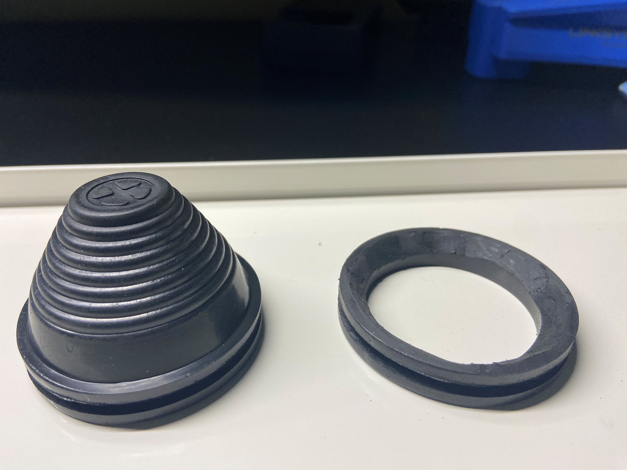 Windshield Wiper Spindle Seal/ Grommet Forums