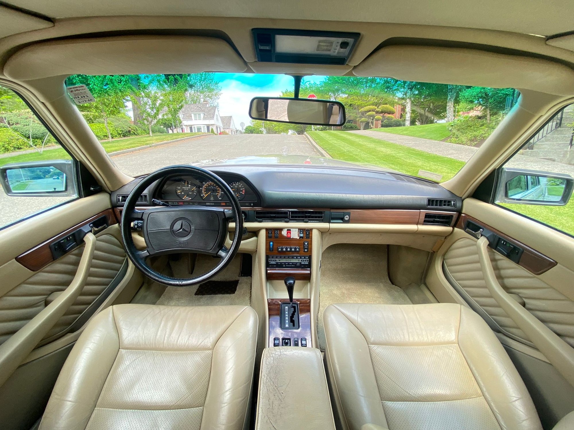 1990 Mercedes-Benz 300SEL - 1990 Mercedes-Benz 300SEL - Used - VIN WDBCA25D6LA519536 - 123,700 Miles - 6 cyl - 2WD - Automatic - Sedan - Silver - Seattle, WA 98199, United States