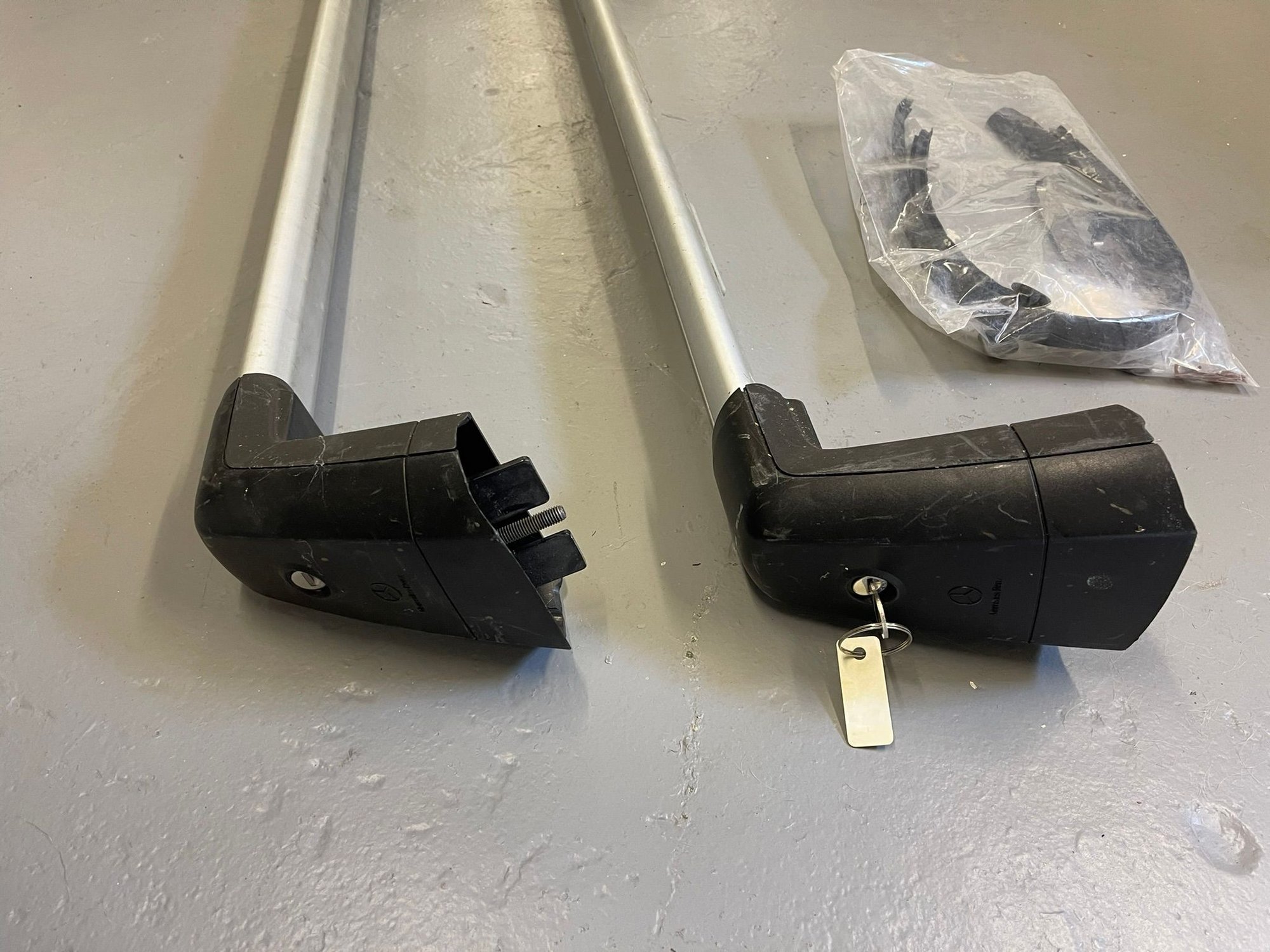 Accessories - W204: Roof Rails (Cross Bars) for 2008-2014 MB C-Class - Used - -1 to 2025  All Models - -1 to 2025  All Models - -1 to 2025  All Models - -1 to 2025  All Models - -1 to 2025  All Models - Deerfield, IL 60015, United States