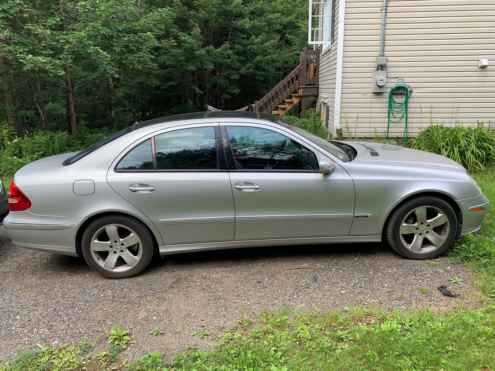 2003 Mercedes-Benz E500 - Multiple Parts - Parting out of 2003 E500 in progress - Ste-Marguerite-Du-Lac-Masson, QC J0T1L0, Canada