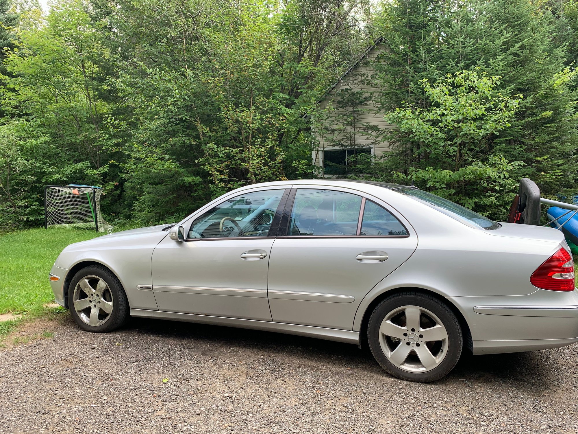 2003 Mercedes-Benz E500 - Multiple Parts - Parting out of 2003 E500 in progress - Ste-Marguerite-Du-Lac-Masson, QC J0T1L0, Canada