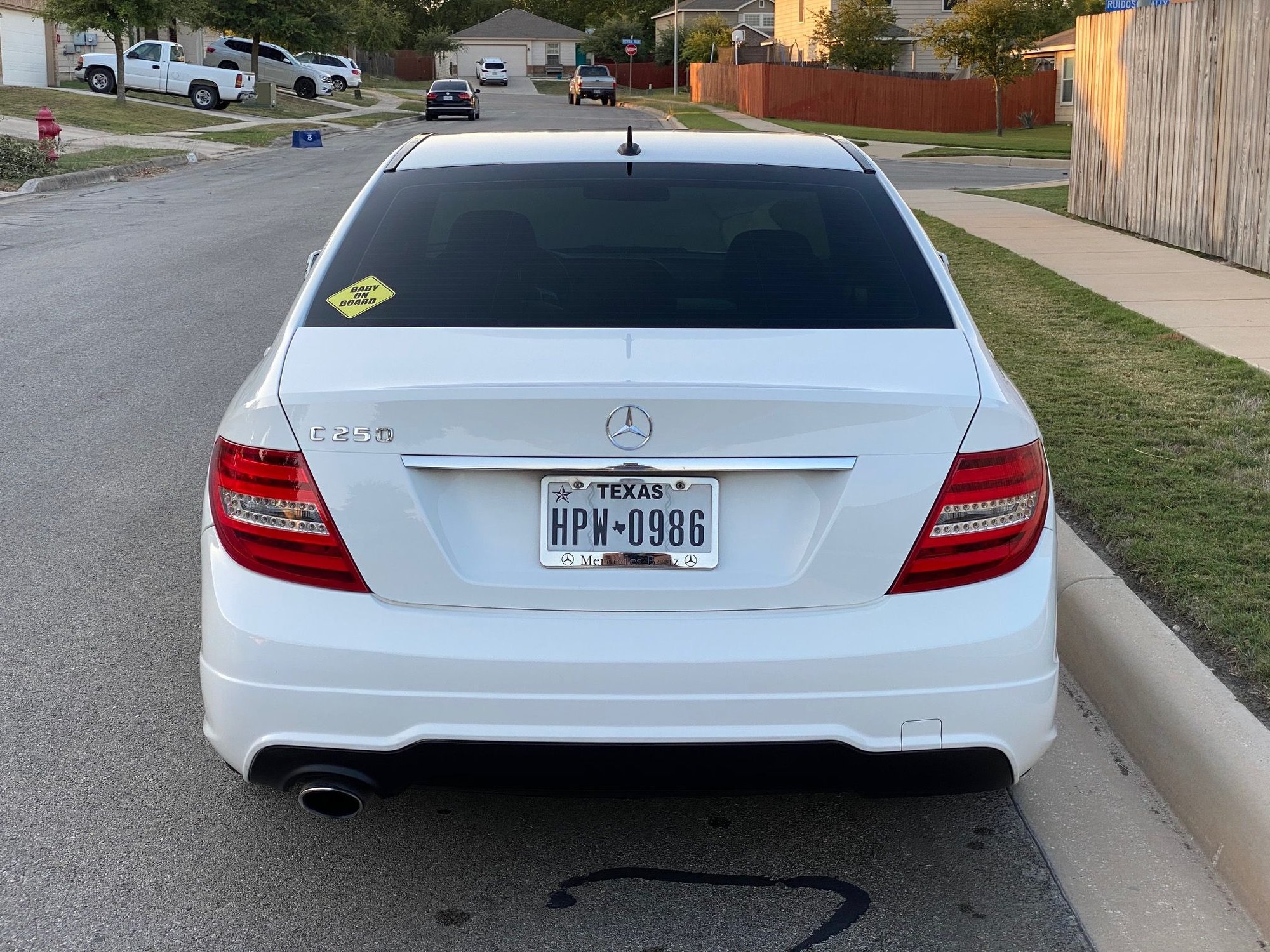 2013 Mercedes-Benz C250 - 2013 Mercedes C250 Sport White **Low 46K Miles** - Used - VIN WDDGF4HB6DA851591 - 47,100 Miles - 4 cyl - 2WD - Automatic - White - San Antonio, TX 78154, United States