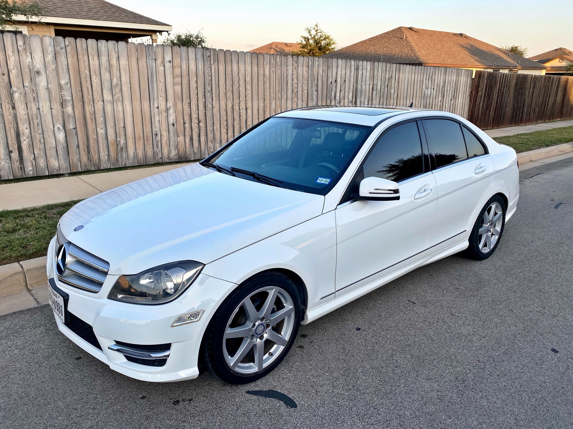 2013 Mercedes-Benz C250 - 2013 Mercedes C250 Sport White **Low 46K Miles** - Used - VIN WDDGF4HB6DA851591 - 47,100 Miles - 4 cyl - 2WD - Automatic - White - San Antonio, TX 78154, United States