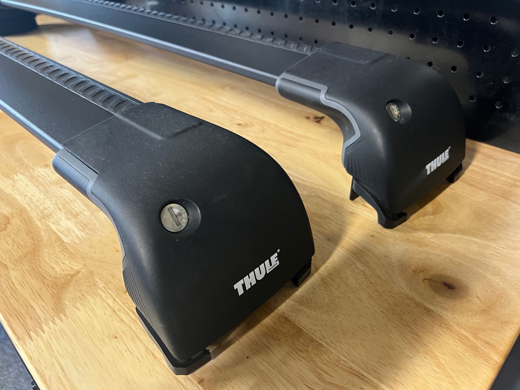 Accessories - Thule AeroBlade Edge 7601B/7602B Roof Bars - Used - 2020 to 2024 Mercedes-Benz GLC63 AMG - San Jose, CA 95119, United States