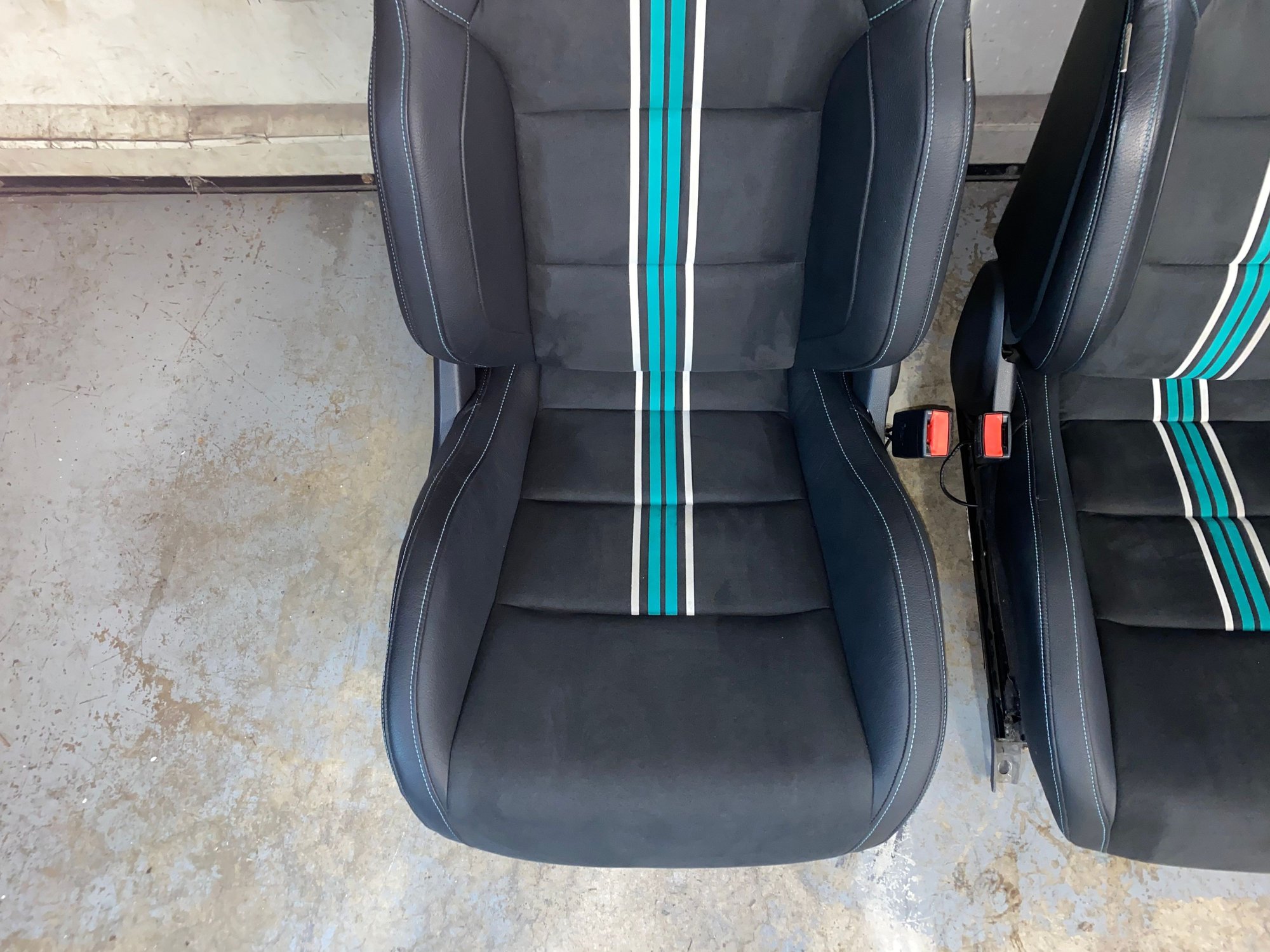 Interior/Upholstery - Mercedes Performance AMG Recaro Sport Edition Set of Front Seats - Used - 0  All Models - Hartford County, CT 06032, United States