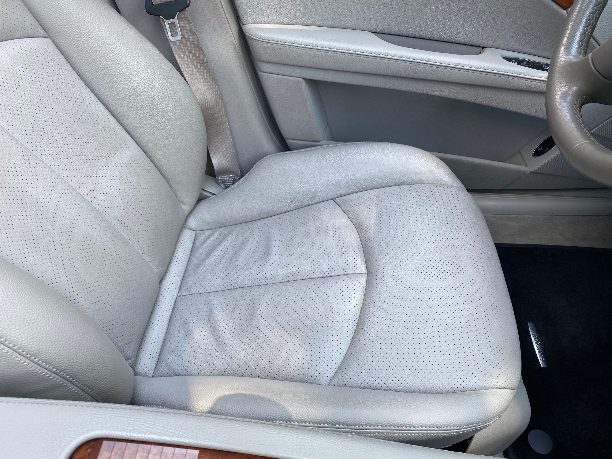 2006 Mercedes-Benz E320 - 2006 Mercedes Benz E320 CDI 40,538 Miles - Used - VIN WDBUF26J26A970140 - 40,538 Miles - 6 cyl - 2WD - Automatic - Sedan - White - Toronto, ON M2R3R4, Canada