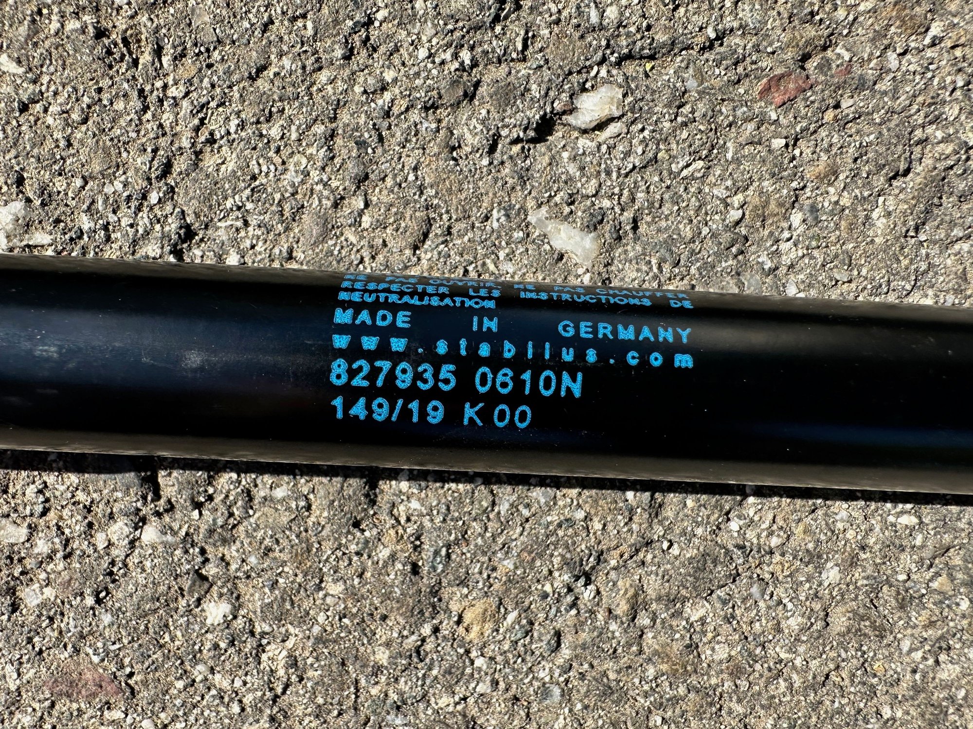 New = 610N