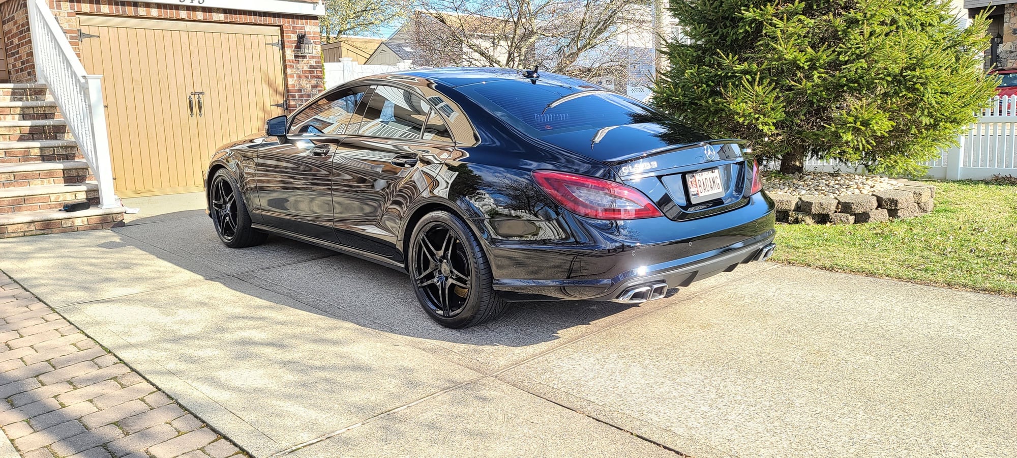 2013 Mercedes-Benz CLS63 AMG - 2013 CLS63 AMG Low Miles with Extended Warranty - Used - VIN WDDLJ7EB6DA079094 - 36,000 Miles - 8 cyl - 2WD - Automatic - Coupe - Black - Staten Island, NY 10312, United States