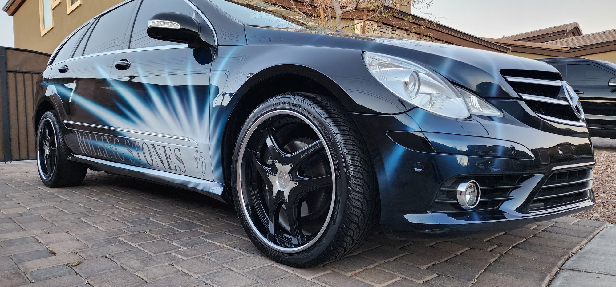 2006 Mercedes-Benz R500 - 2006 Mercedes Benz R500 - Used - VIN 4JGCB75E96A000517 - 42,200 Miles - 8 cyl - Automatic - Las Vegas, NV 89183, United States