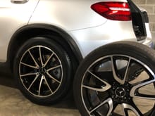 original 21 inch on the right and the aftermarket installed..The wheel is ingoard by 13 mm so i will likely get a 12 or 13 mm spacer to get that proper filled out look