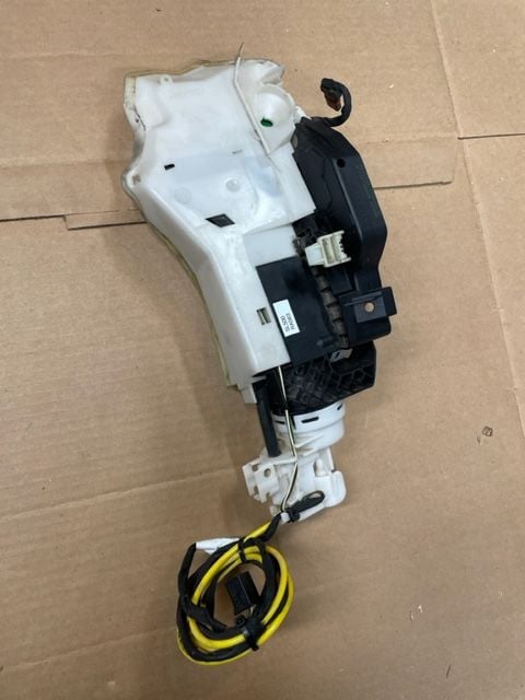 Exterior Body Parts - Mercedes R230 SL55 SL500 door latch and actuator, left - Used - 2003 to 2007 Mercedes-Benz SL55 AMG - 2003 to 2007 Mercedes-Benz SL500 - San Jose, CA 95119, United States