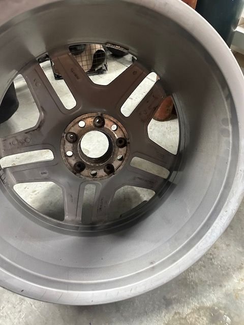 Wheels and Tires/Axles - MERCEDES G63 G65 2013-2018 20" OEM WHEEL - Used - 2013 to 2018 Mercedes-Benz G-Class - Newport, RI 02840, United States