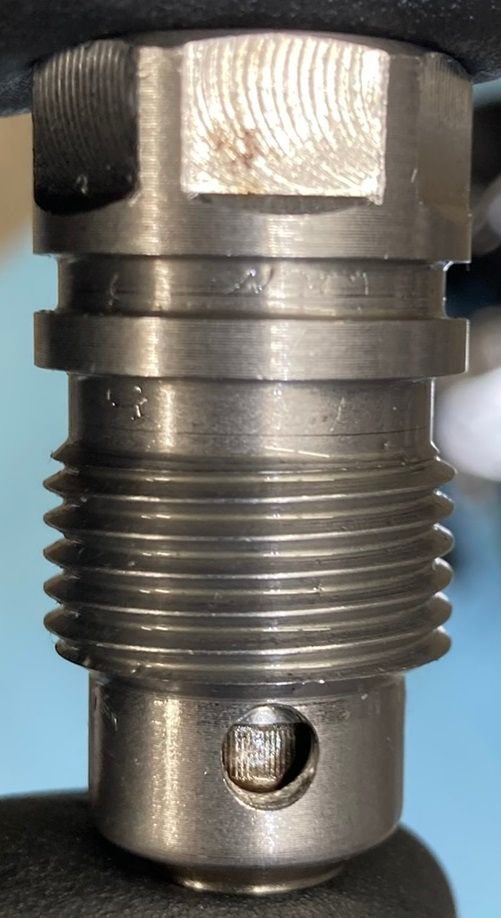 2008 SL55 AMG Front Axle Valve Unit - larger threaded plug - side profile without o-rings