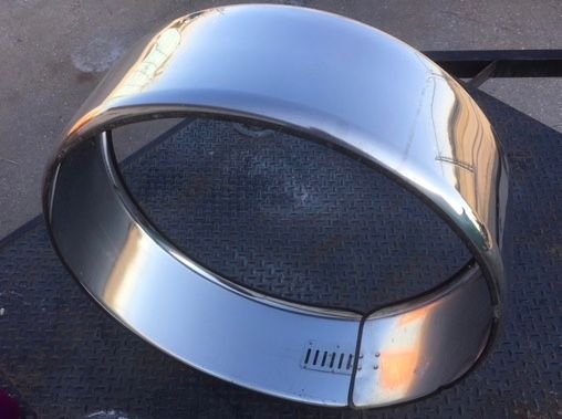 Exterior Body Parts - G Wagon Factory Spare Tire Cover in Silver and Stainless Surround - Used - 1998 to 2010 Mercedes-Benz G500 - Austin, TX 78726, United States