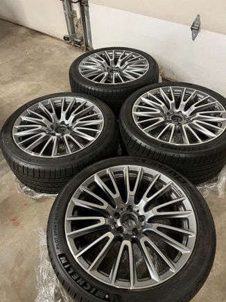 W214 E53 new car take-off 20" wheels found on eBay.