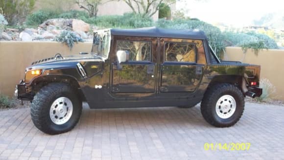 the 2002 hummer H1 (sold)