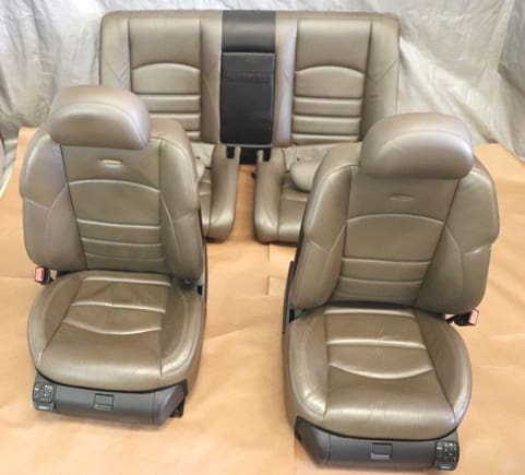 CLS AMG IWC LEATHER SEATS
