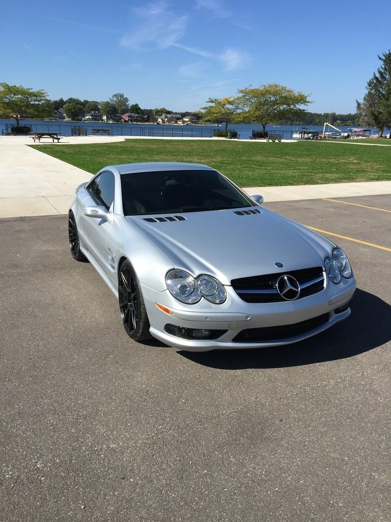 2006 Mercedes-Benz SL55 AMG - 2006 SL 55 AMG - Used - VIN WDBSK74FX6F114683 - 48,338 Miles - 8 cyl - 2WD - Automatic - Convertible - Silver - Laporte, IN 46350, United States