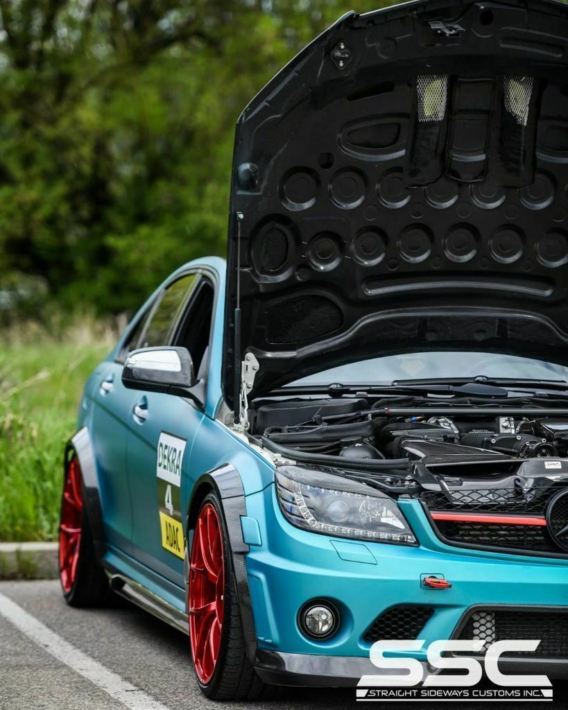 2009 Mercedes-Benz C63 AMG - 2009 C63 ///AMG Renntech Carbon Fibre Widebody Weistec Stage 3 - Used - VIN WDDGF77X59F221635 - 88,856 Miles - 8 cyl - 2WD - Automatic - Sedan - Blue - Vernon, BC V1B3M9, Canada