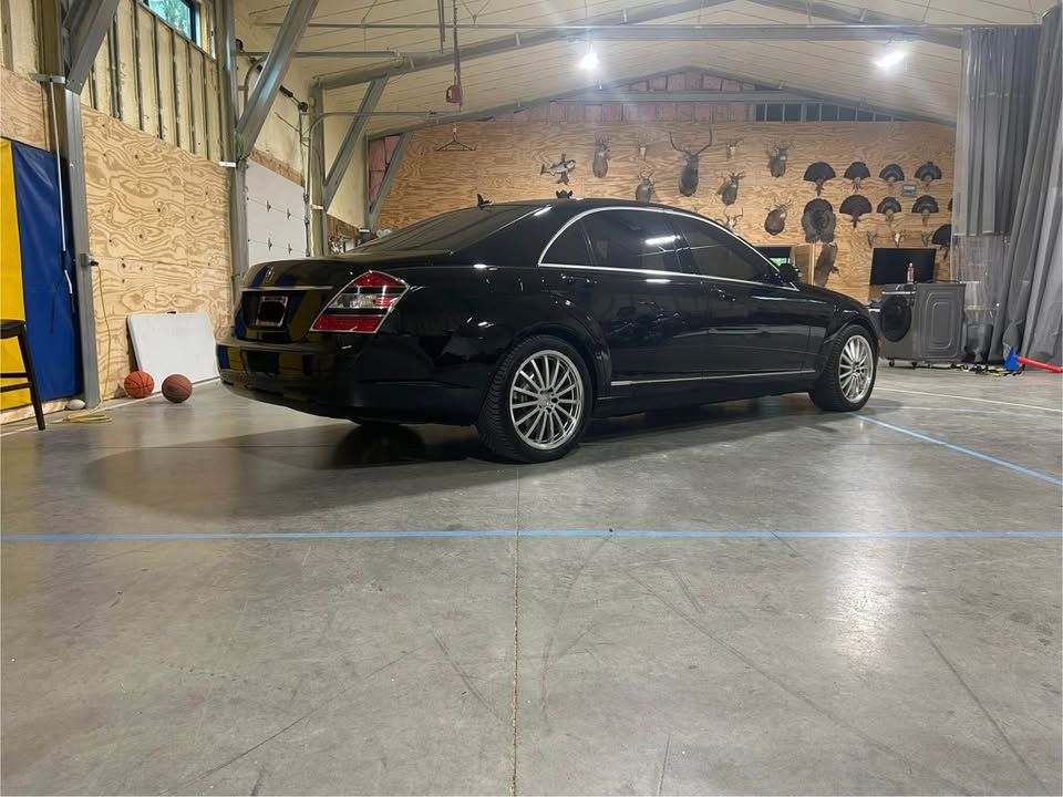 2008 Mercedes-Benz S550 - *Clean Title & Low Mileage* 2007 S550 - Used - VIN WDDNG71X07A131901 - 73,000 Miles - 8 cyl - 2WD - Automatic - Sedan - Black - Indianapolis, IN 46032, United States
