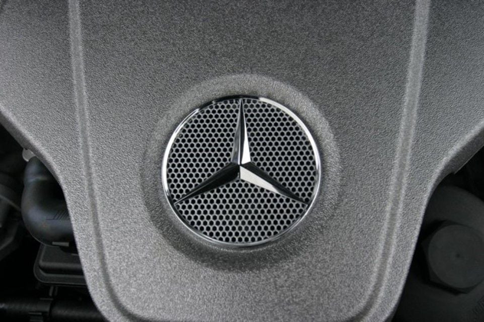 Engine - Intake/Fuel - Circular logo/screen for E55 AMG Engine Cover - Used - 2005 to 2006 Mercedes-Benz E55 AMG - Boulder, CO 80304, United States