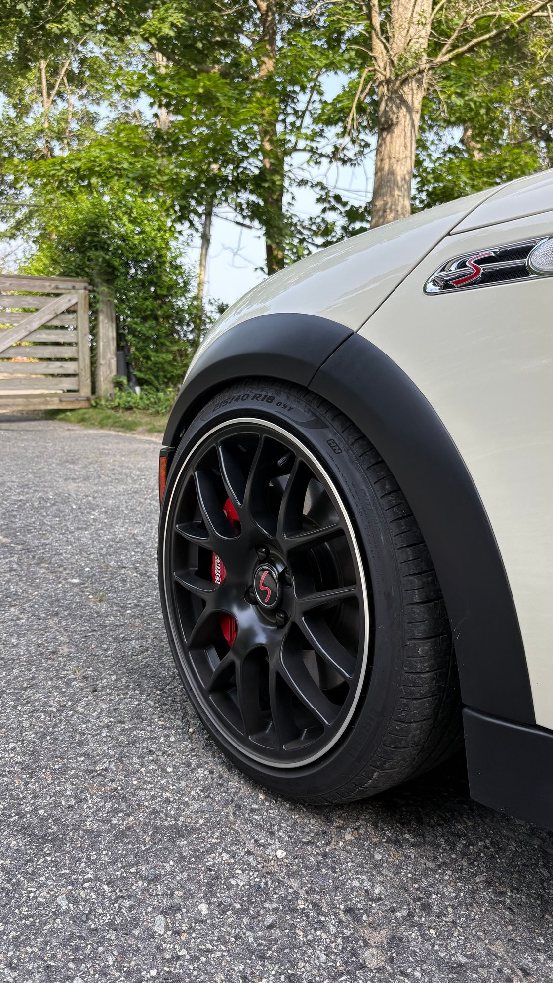 Wheels and Tires/Axles - Mint 18” 4x100 8j with staggered Pirelli tires - Used - -1 to 2026  All Models - Southampton, NY 11968, United States